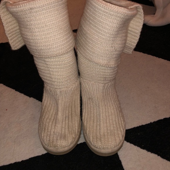 UGG Australia cream knit tall boots *SOLD* - Picture 2 of 4